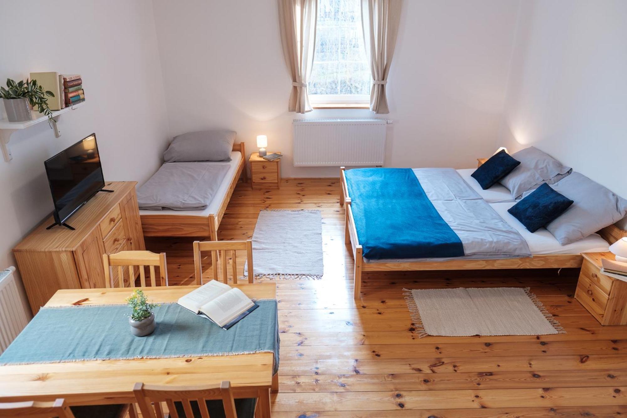 U Stare Cesty Hotel Horní Slavkov Kültér fotó